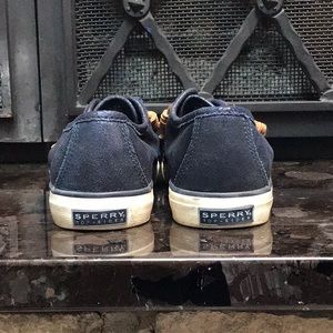 Metallic navy blue Sperry brown leather laces